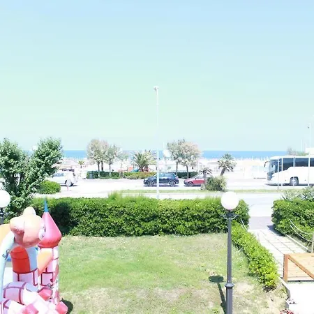 Stella Polare Aparthotel 3*