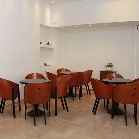 博拉尔斯特拉酒店 公寓式酒店 里米尼