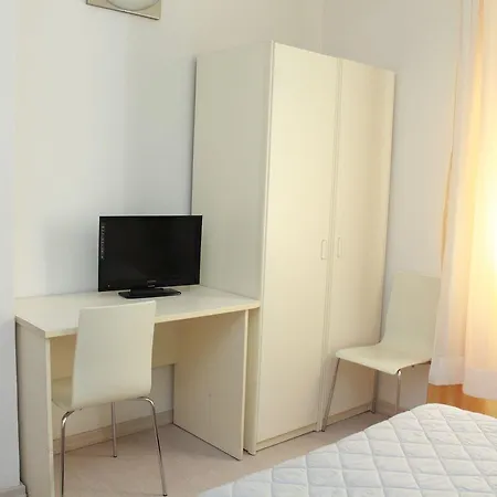 博拉尔斯特拉酒店