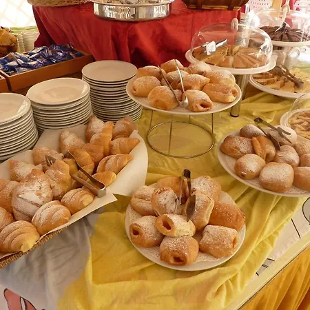 Stella Polare Aparthotel 3*