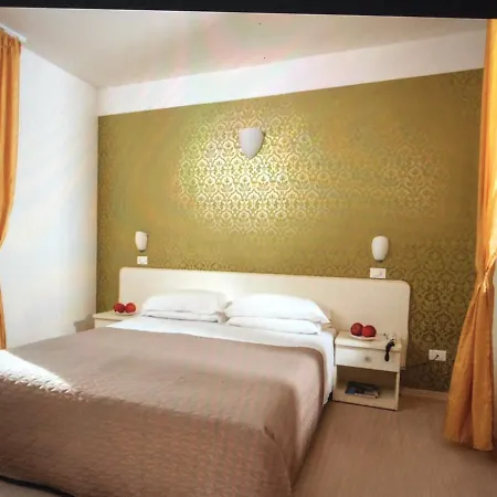 Stella Polare 3* Римини