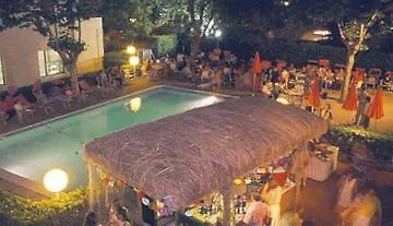 מלון דירות Stella Polare 3*